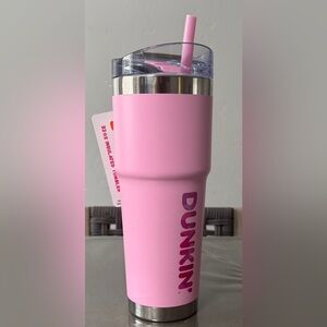 Dunkin Donuts Valentine’s Day 2026 Pink Tumbler With Clear lid & Straw. New.